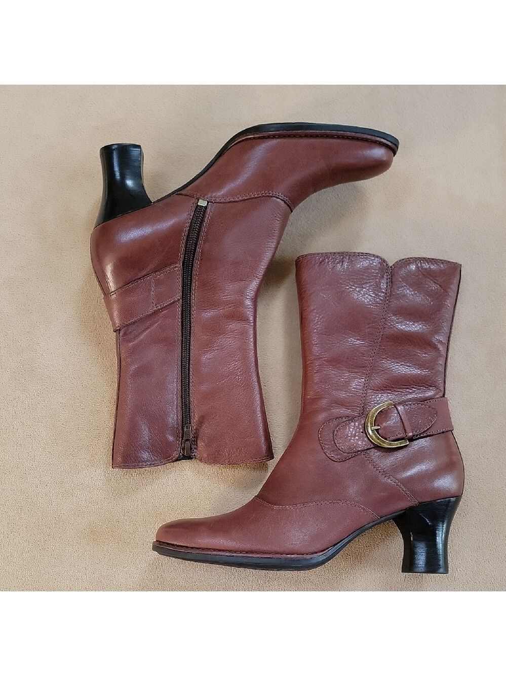 Clarks Brown Leather Ankle Boots With Buckle Size 6.5 EUC - Picture 2 of 9